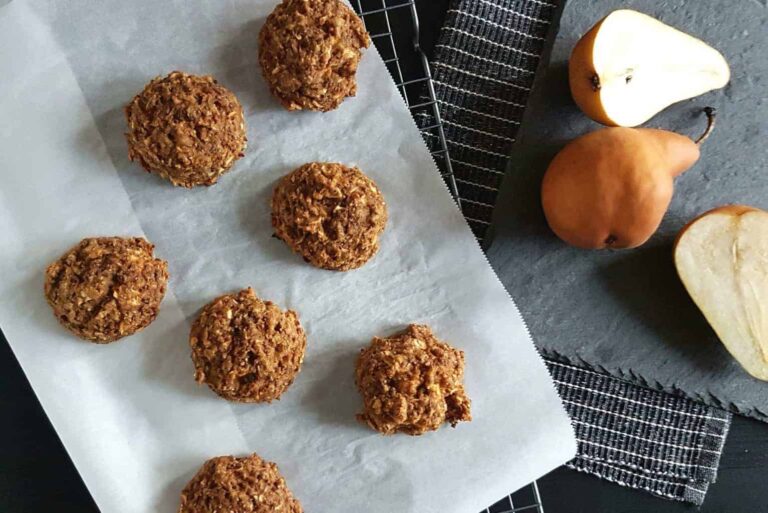 Galettes aux poires et aux dattes