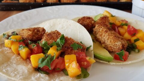 Tacos festifs au tofu pané