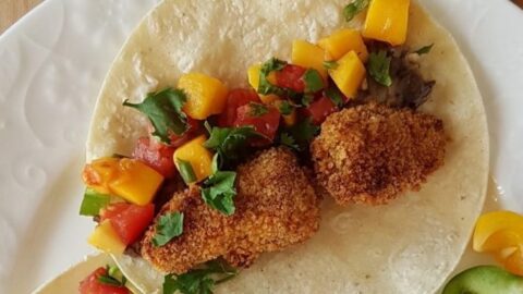 Tacos festifs au tofu pané