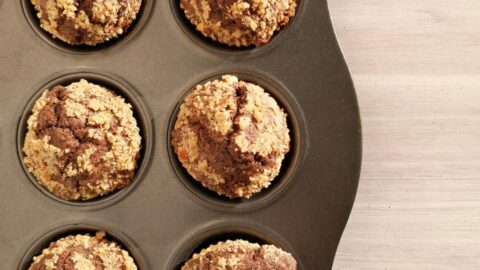 Muffins au son, noisettes et brisures de chocolat