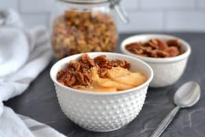 Gruau aux pommes et pacanes